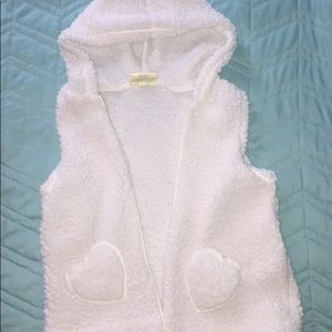 Girls white Sherpa vest size 8